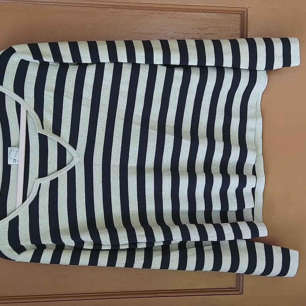 Chico's Gold and black long sleeve top.